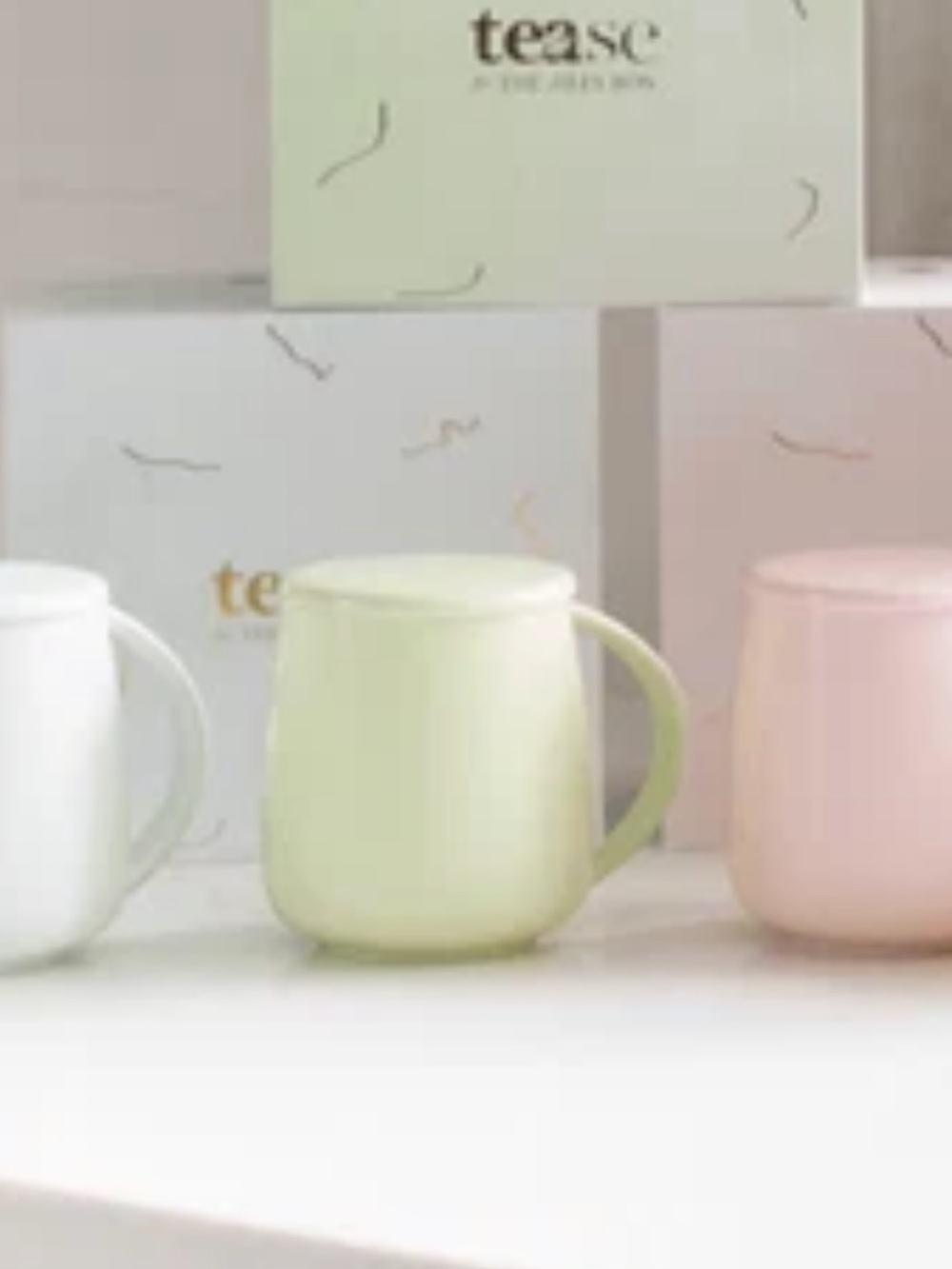 Tease for the Jilly Box Pastel Green Smart Heated Mug Kit 2.0 +Wireless Charger